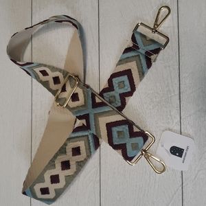 Seventeen stars bag or camera embroidery strap bew